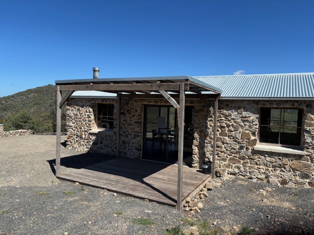 Coorong Apiaries Frenchies Hut